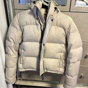 Aritzia Puffer in Halation Grey (No longer sold in this color)